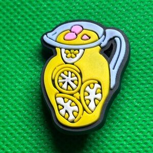 🌼 (5/$10 or 10/$15)NEW “I love Gardening” Croc Charm Collection pitcher lemonade